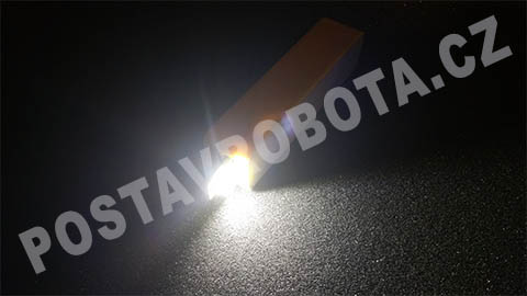 USB LED lampička i pro powerbank