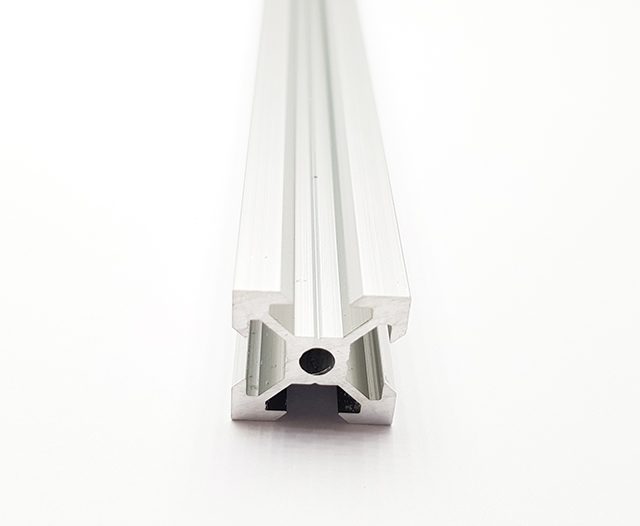 Hliníkový profil konstrukční 20x20 V-Slot 250mm