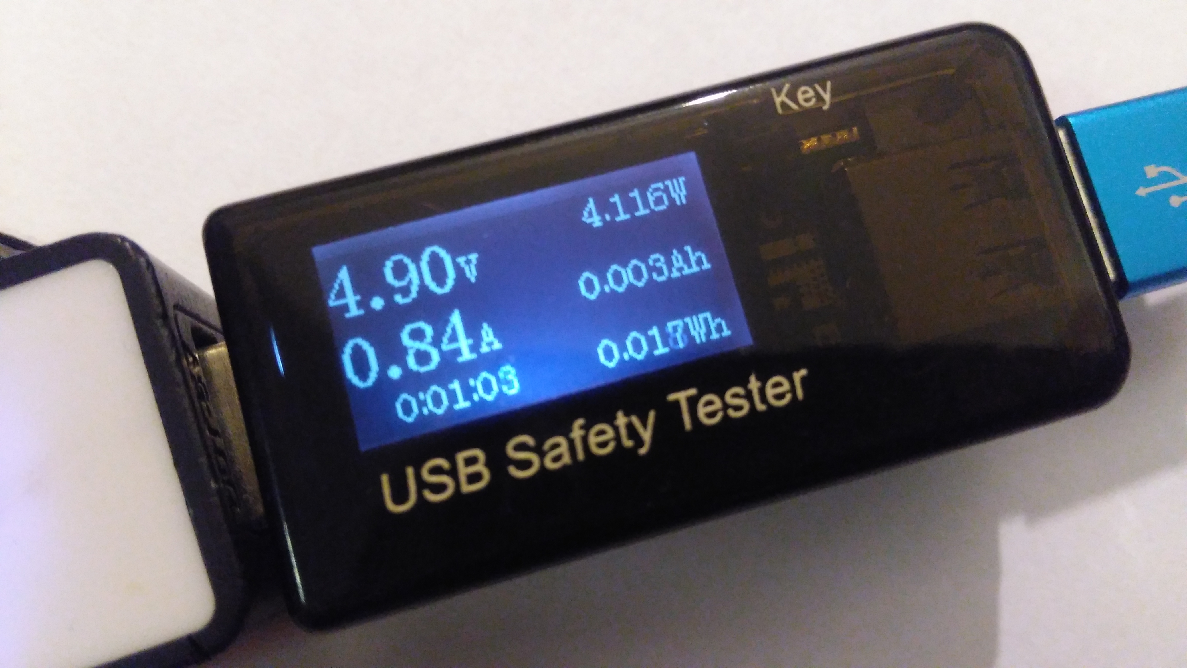 Měřič proudu,napětí a kapacity USB LCD displej