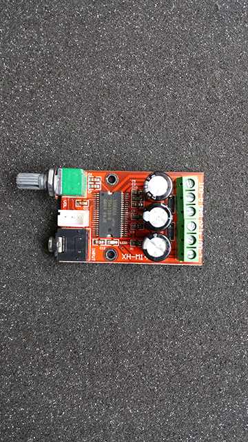 Digitální audio zesilovač 2x8W  YDA138-E +pot.