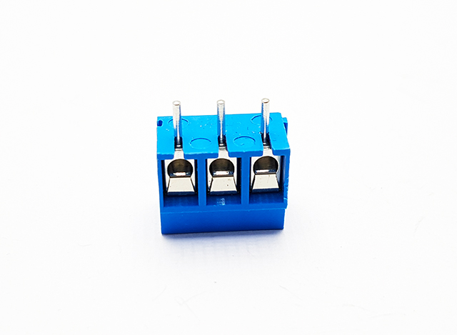3P Šroubovací svorkovnice do DPS 250V 16A rozteč 5mm