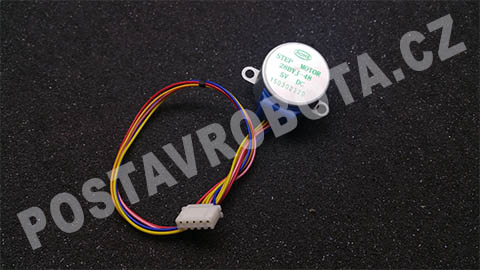 Krokový motor spřevodovaný 5V