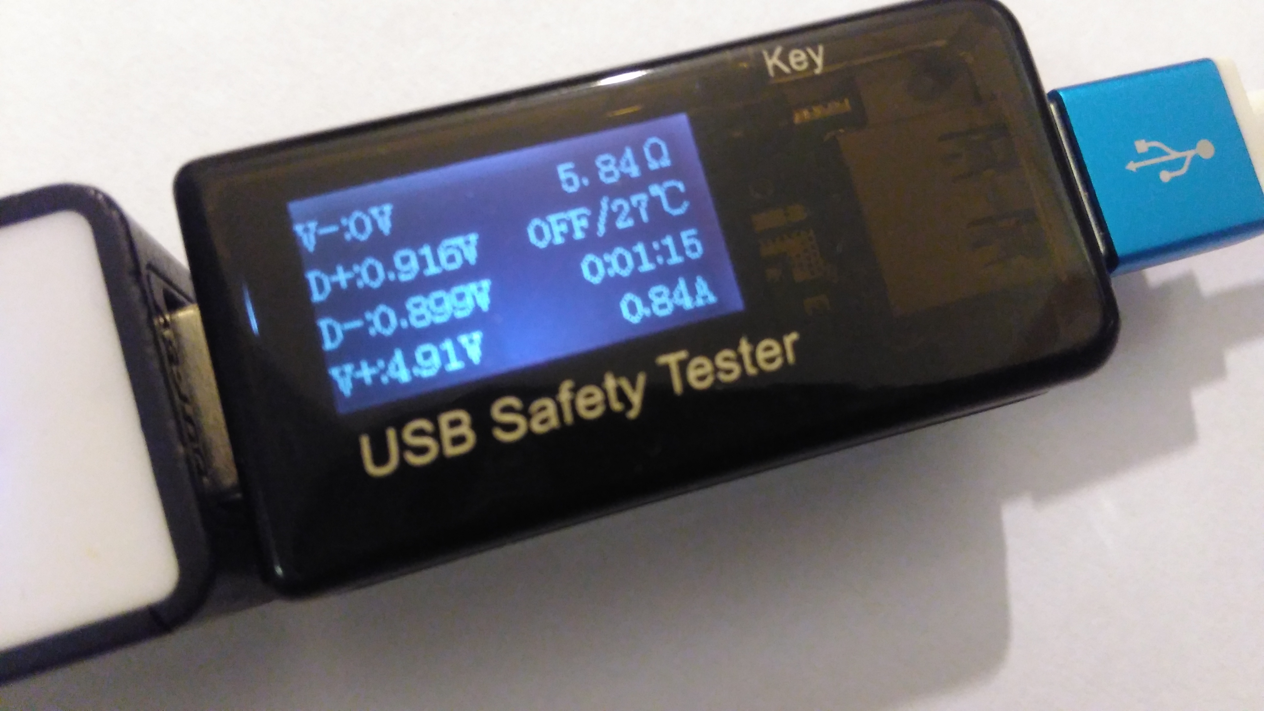 Měřič proudu,napětí a kapacity USB LCD displej