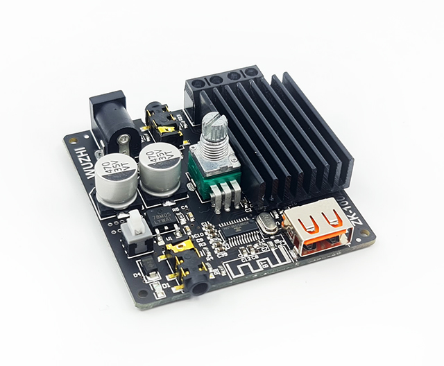 Digitální audio zesilovač Bluetooth 5.0  2x100W modul