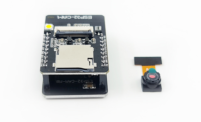 WiFi vývojová deska ESP32-CAM s kamerou a programátorem